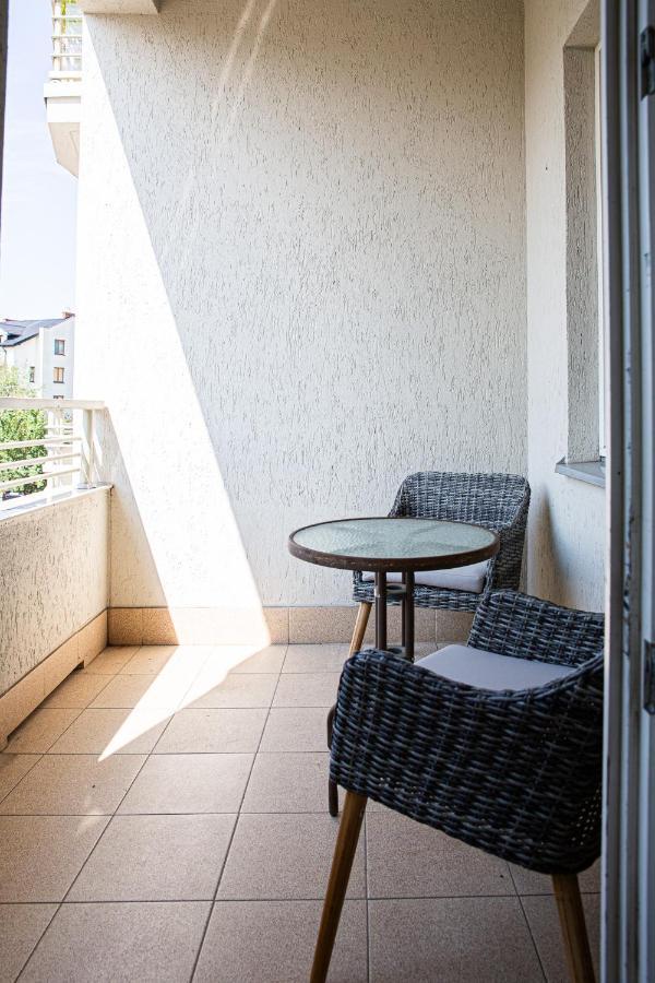 Apartment Ten Warsaw Luaran gambar