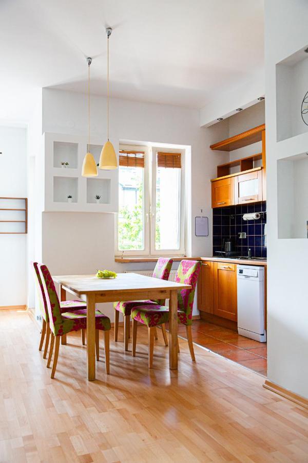 Apartment Ten Warsaw Luaran gambar